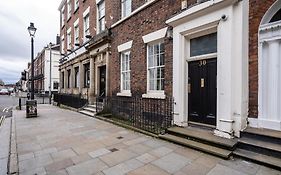 Rodney Street Townhouse & Apartments, Central & Stylish